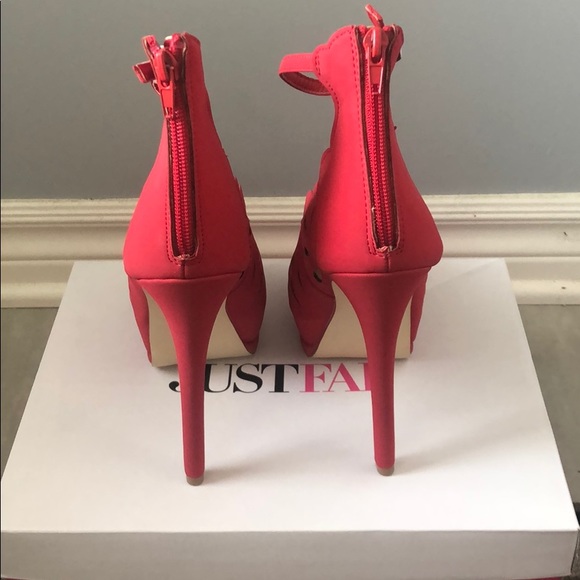 JUSTFAB REGINA HEELS - Picture 4 of 5